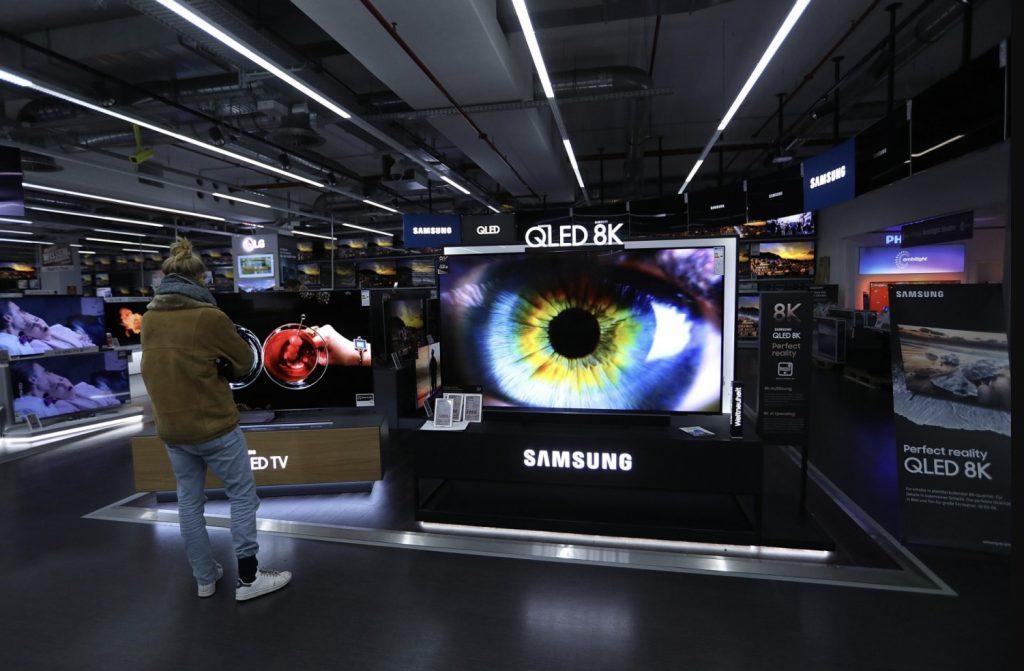 Samsung leads the global TV market for the 16th consecutive year