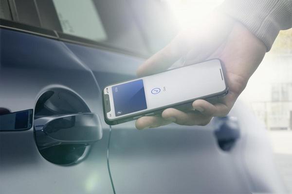 Smartphone is a digital key to your car The key! Reasons why it is 