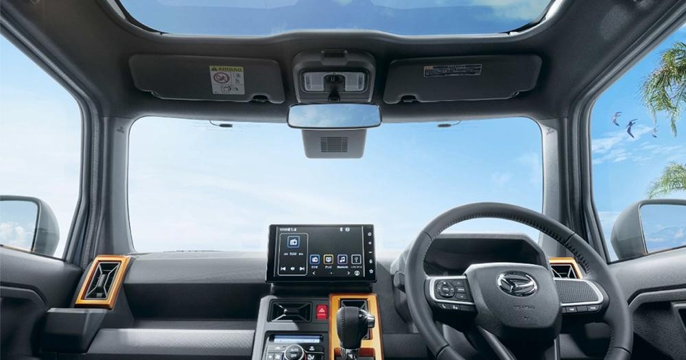 Pioneer display audio is Daihatsu's new model Adopted for Taft 