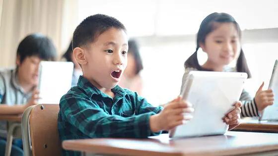 学校配布のGIGA端末､トラブルは｢すべて学校の責任｣解決のカギ くまゆうこ｢ネットとリアル｣いじめは地続き 