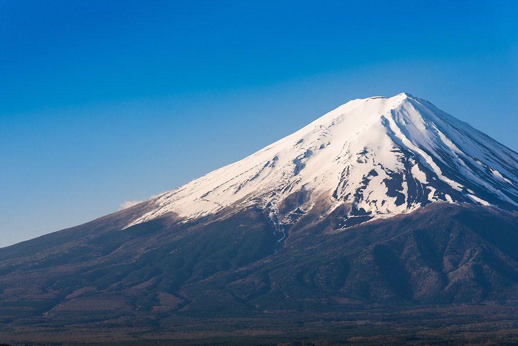 日本の『ドローン技術』が遭難者を救う！ 富士山で行なわれた山岳救助の実験に密着 