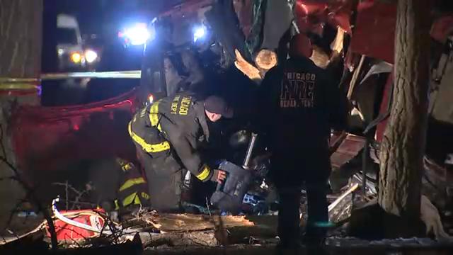 2 muertos, 2 heridos en un accidente de 2 vehículos en Washington Park