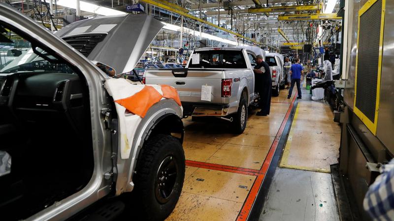 Ford Recalls 2018 F- 150 Pickups To Fix Tailgate Problem; Transit Connects To Repair Roof Issue