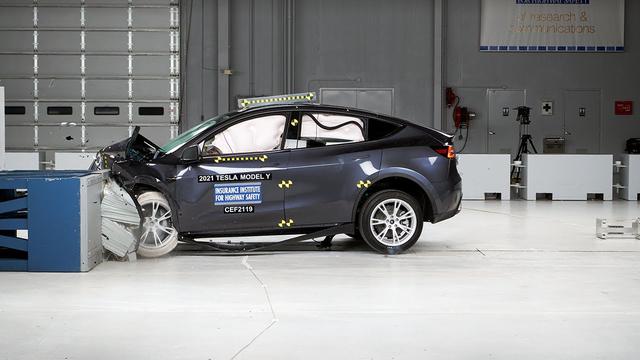 Tesla Model Y achieves highest possible IIHS safety rating Guides 