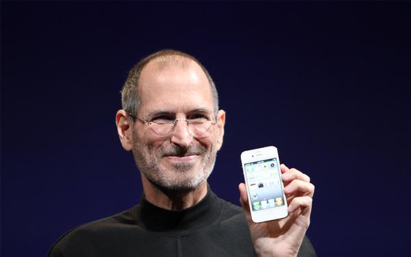 Steve Jobs a jeté le premier iPhone pour impressionner les journalistes