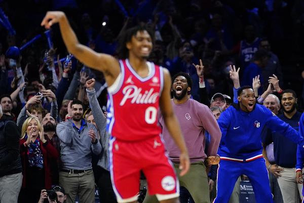 Sections Player grades: Tyrese Maxey, shorthanded Sixers shock Heat in win