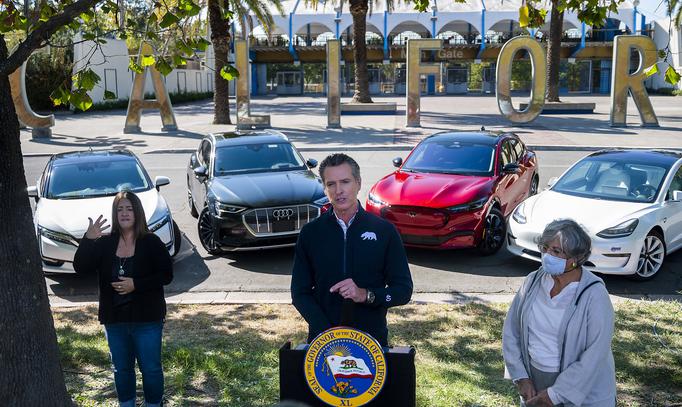 Clean-Air Regulators Propose Banning New Gas-Powered Cars in California by 2035 