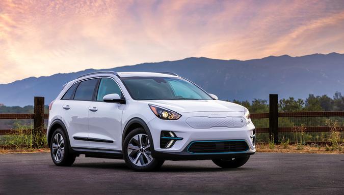 14 Most Fuel-Efficient Hybrid and Plug-In Hybrid SUVs in 2022