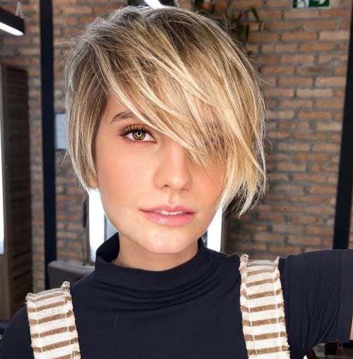 40 hairstyles for short hair with fringes to try in 2022