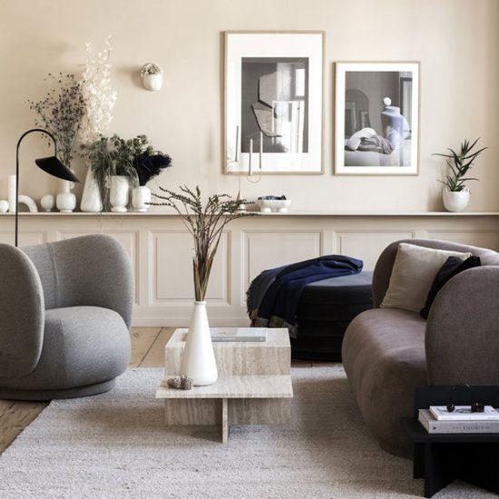 Pourquoi le canapé de style scandinave est un meuble à avoir absolument chez vous ? Cet article explique 