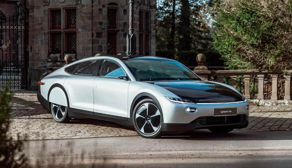 Lightyear signs world's first solar EV subscription plan, to deliver 5,000 cars 