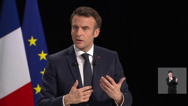 Présidentielle: Macron propose une réforme du RSA avec "15 à 20 heures d'activité" hebdomadaire