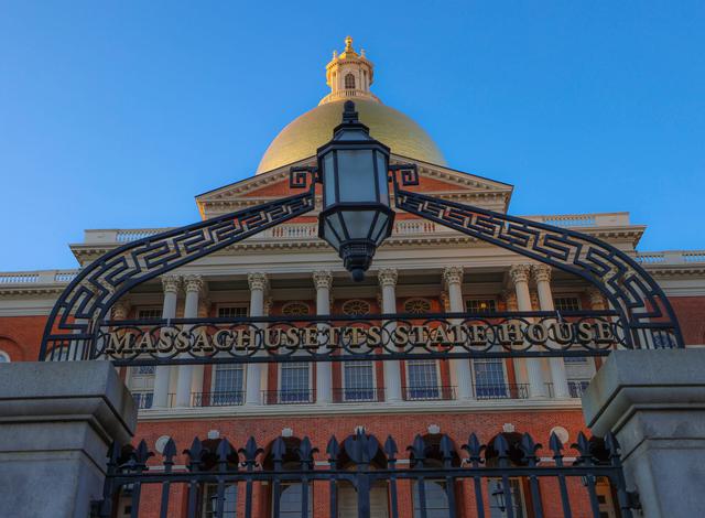 Massachusetts Senate debating sweeping climate change bill 