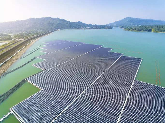 Thailand makes green push with floating hydro-solar power project