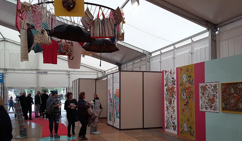 Parc-Expo [DIAPORAMA] Foir'Expo de Mulhouse : Les tapissiers plantent le décor à Déco'Folie 