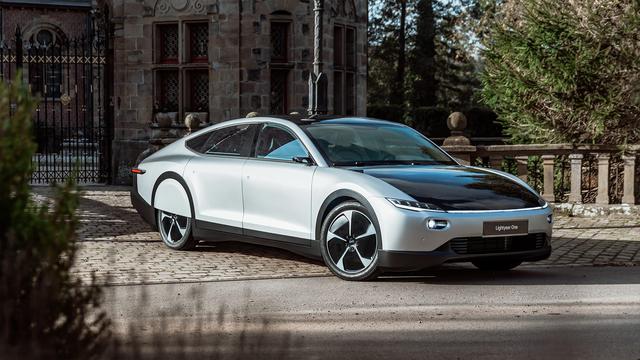 Lightyear finds a manufacturer to build its solar-powered EV 