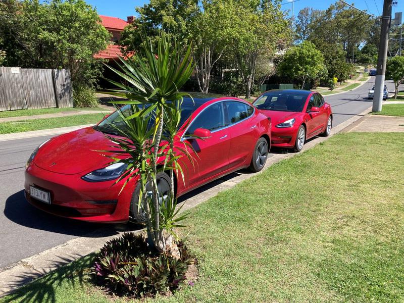 Tesla faz recall de quase 475.000 Model S e Model 3 veículos nos EUA 