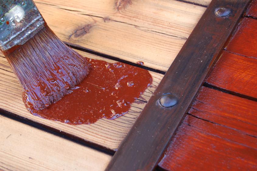 Quelle peinture pour volet bois extérieur choisir pour donner à vos volets une nouvelle couche de peinture