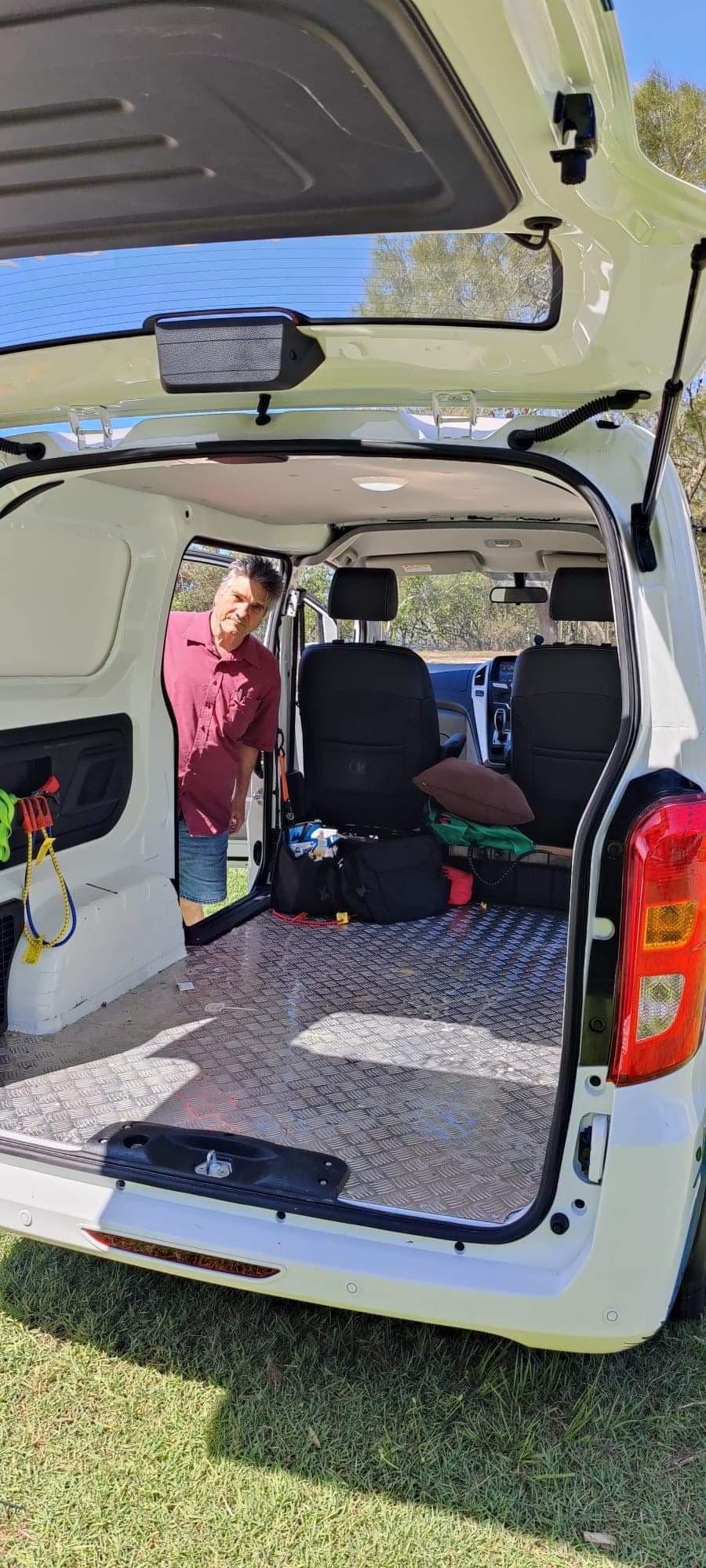 BYD T3 Electric Van Gets Driven (in Australia!) 