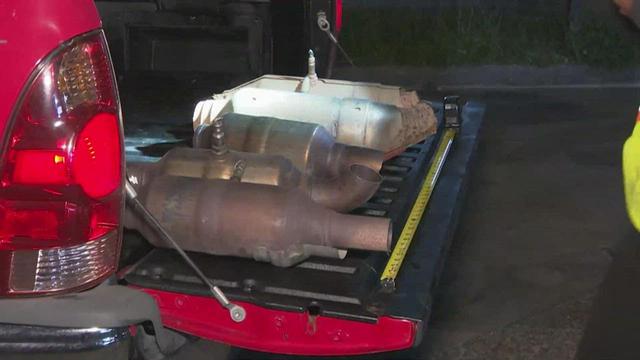 Video shows catalytic converter stolen in seconds from SUV in southwest Houston neighborhood 