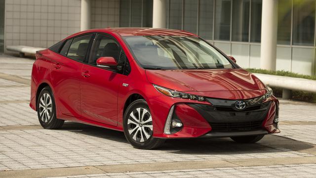 2022 Toyota Prius Prime Review 