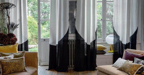 How to choose curtains for your living room?