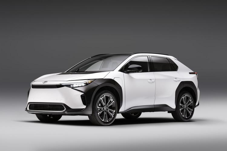 Os dois acabamentos do Toyota bZ4X 2023 que você receberá nos Estados Unidos