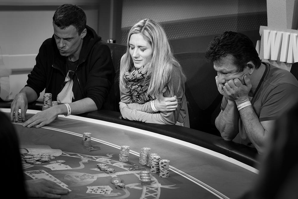 Top 5 news: the rituals of poker players