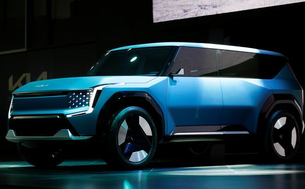 Kia EV9 SUV Concept Previews Brand's Next, Bigger Electric SUV 