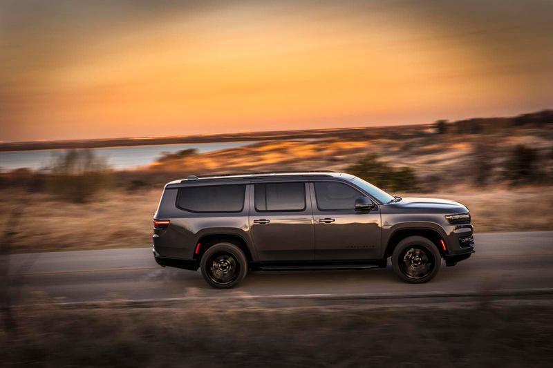 Jeep's Big SUV Grows to Epic Proportions With 2023 Jeep Wagoneer L 