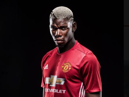 FINALLY — Paul Pogba signs to Manchester United for a record amount of money 