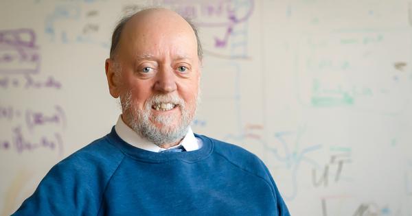 Le chercheur révolutionnaire de Knoxville remporte A.M.Prix Turing, «prix Nobel» de l'informatique