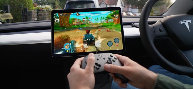 The Best Controllers for Gaming in Your Tesla
