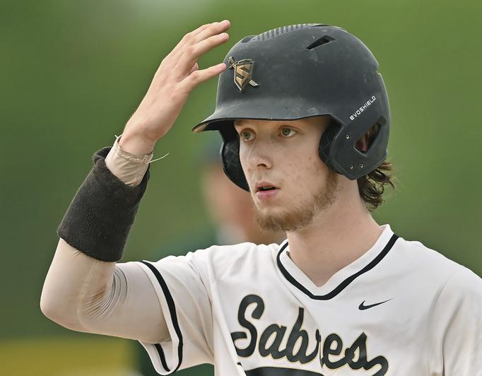 Oak Brook teen, U.S. Presidential Scholar accepted into mind-boggling 18 universities: ‘I’d have to turn down Harvard or Princeton!’ Chicago White Sox pound out a season-high 14 hits in a 7-4 victory against the Kansas City Royals for a 3-2 series win 13-