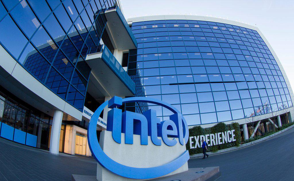 Случаите на COVID-19 засега провалят процеса за патенти на Intel за милиарди долари