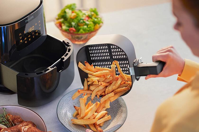 The Philips AirFryer XL hot air fryer is heavily discounted at Lidl if you want to cook without having to use oil