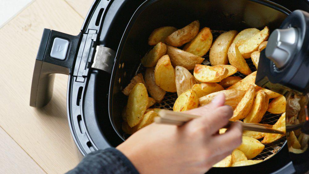 6 Foods You Should Never Cook in Your Air Fryer
