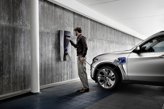 Eingesteckt in Crossover: BMW x5 eDrive -Konzept in New York gezeigt