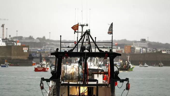 Licences de pêche: «Nous assistons à une montée en tensions inédite des relations franco-britanniques»