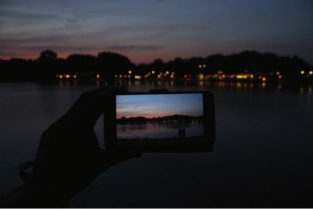 Tips for Smartphone Night Photography