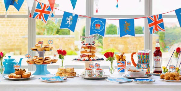 23 Platinum Jubilee decorations for your big June bash