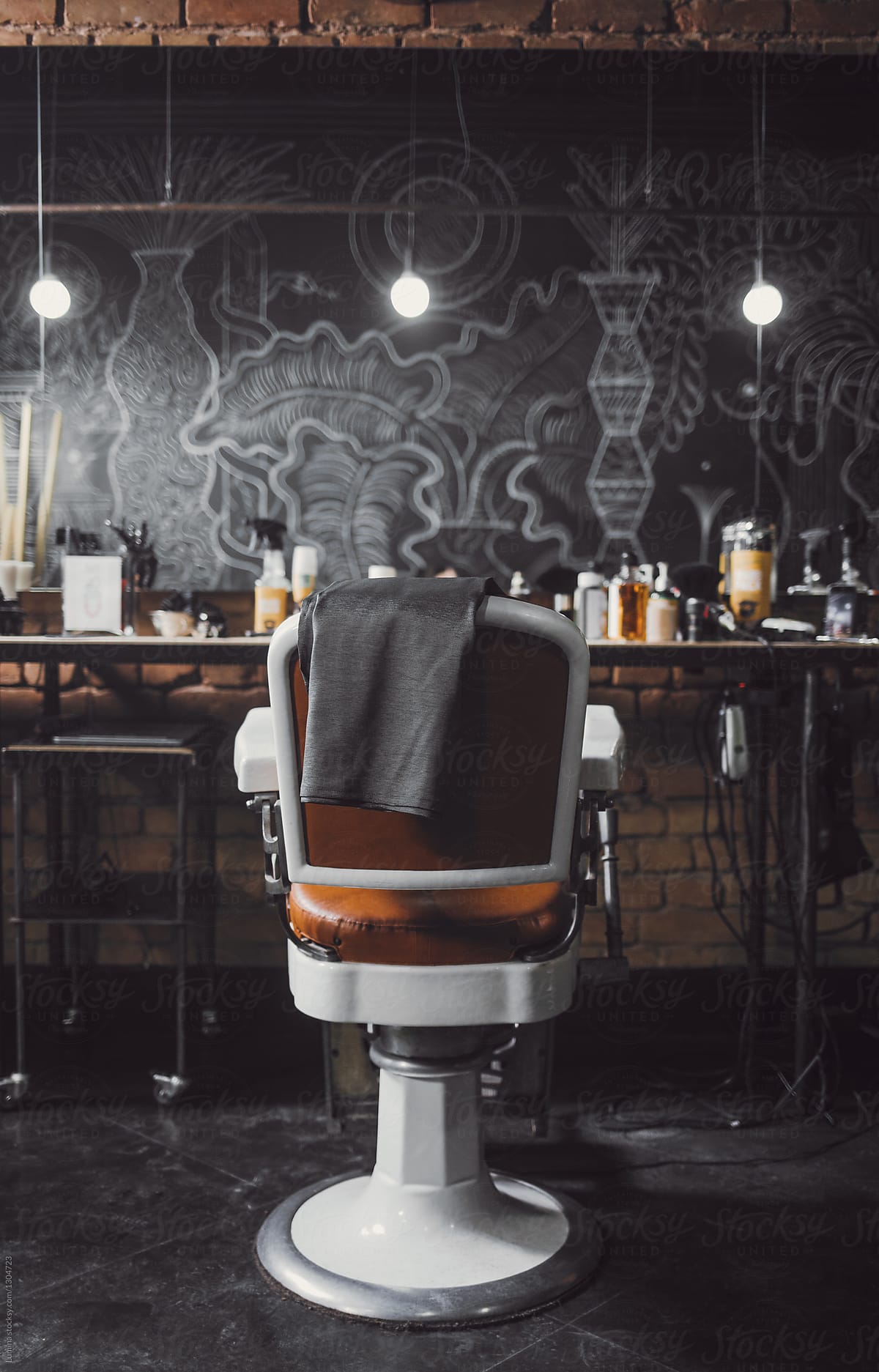 Why You Should Have a Cozy Chair in Your Barbershop? 