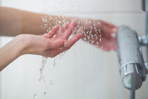 How to Choose the Right Shower Floor Waste For You 