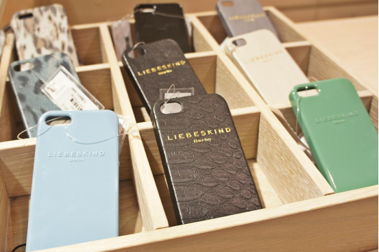 The Essential Guide to Choosing the Perfect Phone Case