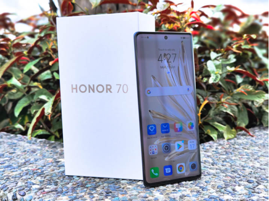 Honor 70: първокласен смартфон на достъпна цена? 