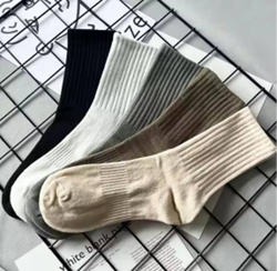 How to Choose the Perfect Socks for Every Season?