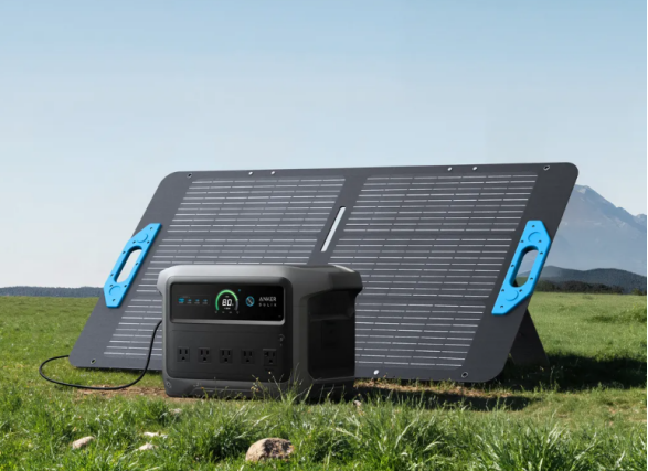How Do Folding Solar Panels Work for Outdoor Power Needs?