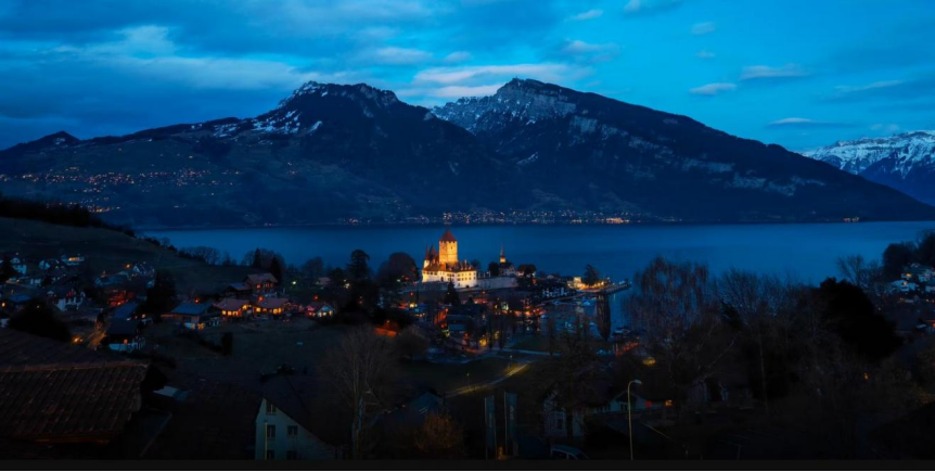 How Does AI Help With Low-Light Phone Photos? 